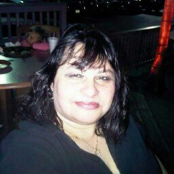 Meet your Posher, Mary - Picture 1 of 9